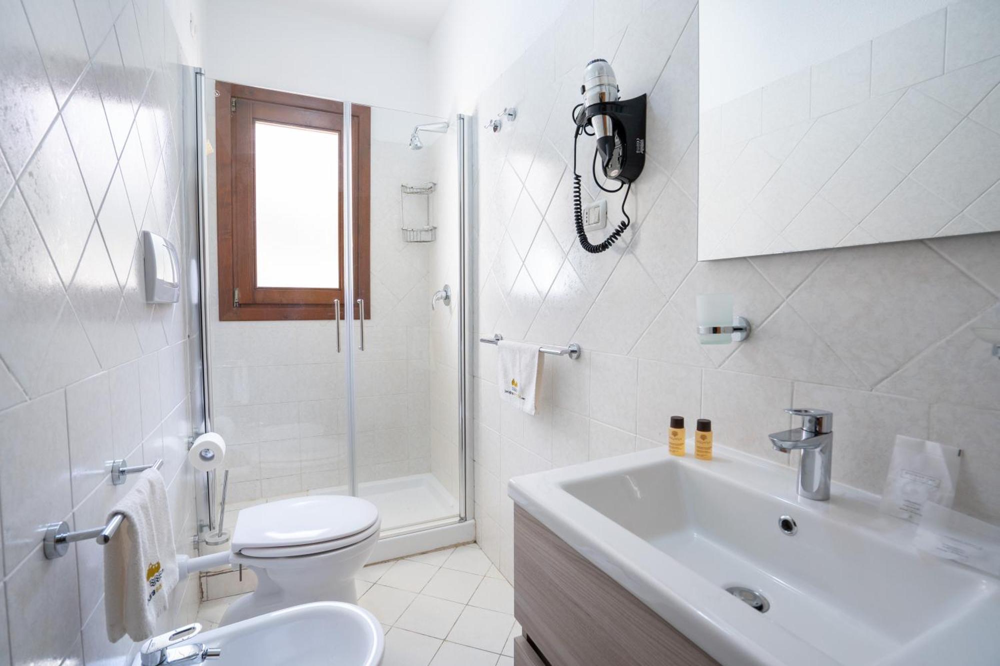 Aparthotel Il Borgo Di Badesi Zewnętrze zdjęcie